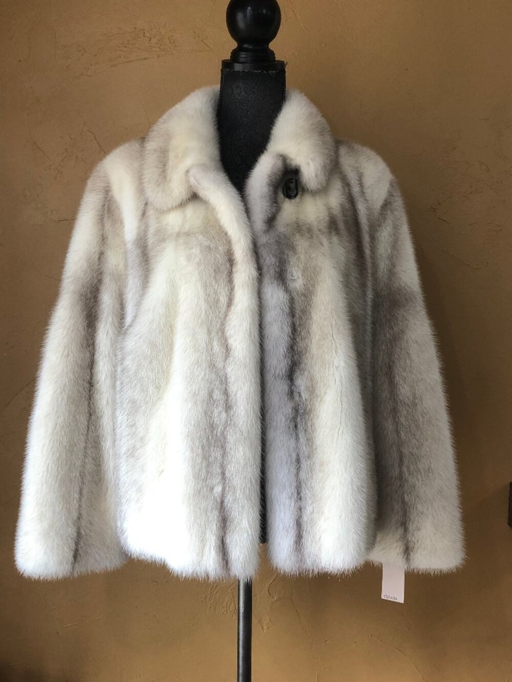 Stunning Real Cross Mink Short Jacket size Medium